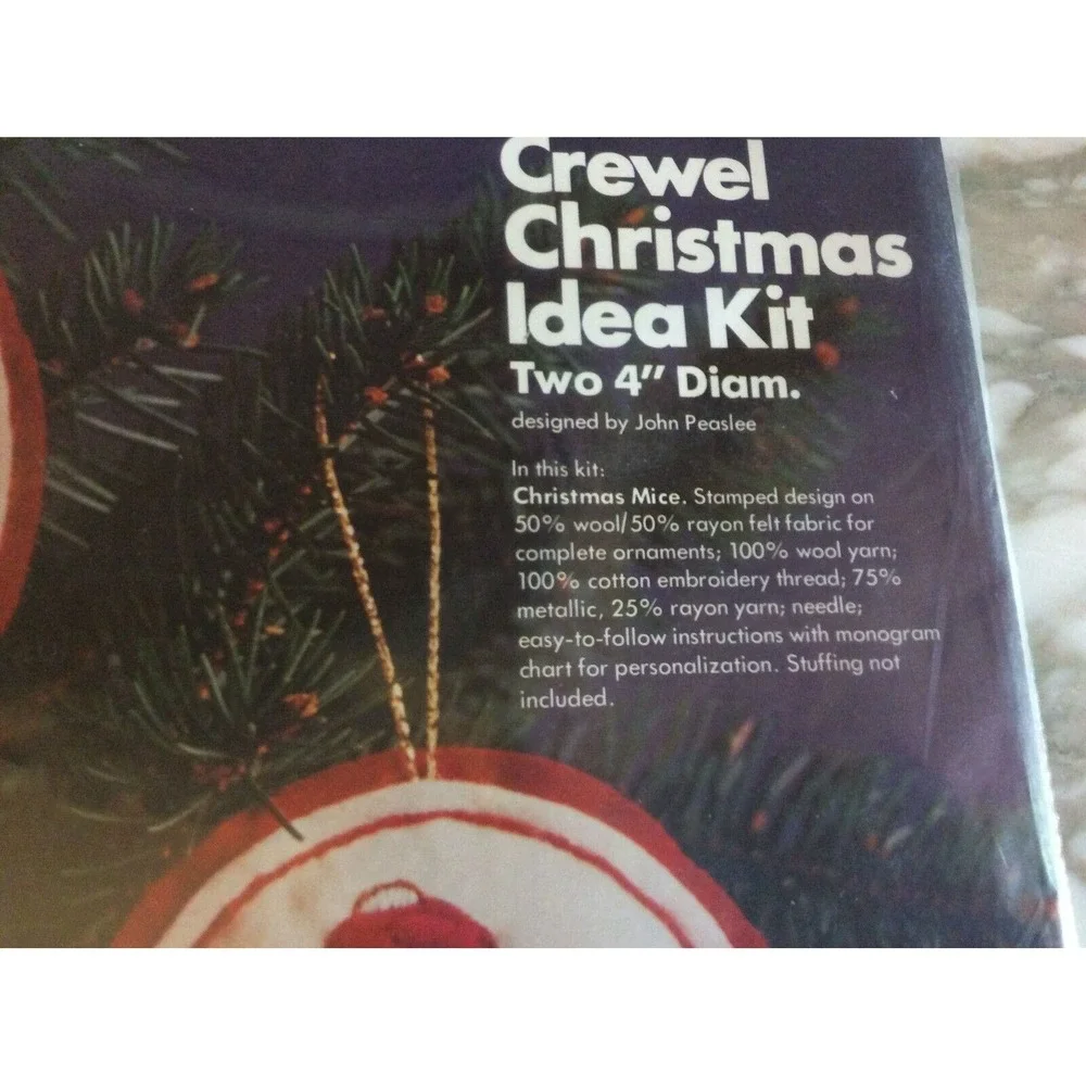 Columbia-Minerva Crewel Christmas Idea Kit #7948 Two Ornaments Christmas Mice‎